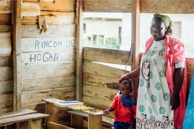 Proyecto Atención Educativa: Escolarización de niños y construcción de un colegio-internado en ebibeyín